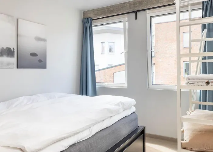 아파트 With Three Bedrooms In The Middle Of Bergen! *